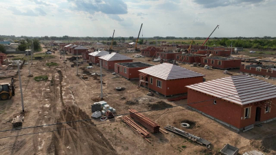 Строить жилье для пострадавших от паводков в ЗКО в три смены поручил премьер