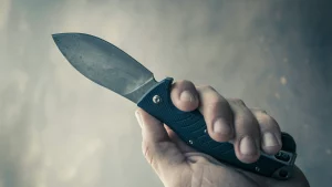 Талғар ауданында ауылдасын өлтірді деген үш жігіт сот алдында жауап беріп жатыр