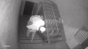 Басына пакет кигізіп үйден алып шығарған: Алматыда 61 жастағы адам кісі қолынан қаза тапты