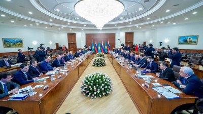 Премьер-министры Казахстана и России обсудили расширение торгово-экономического сотрудничества