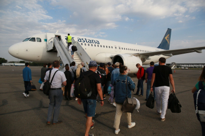 Рейс Air Astana из Актобе в Алматы отменили из-за повреждения самолета