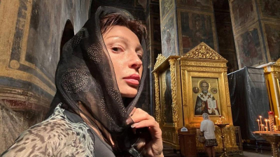 Настя Ивлеева сменила имидж и отправилась в монастырь (фото)