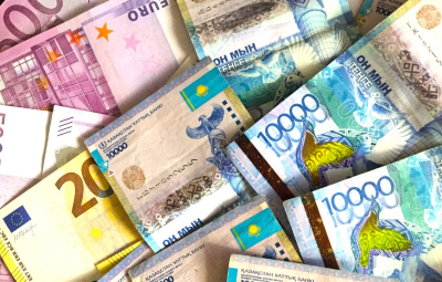 Анализ курса тенге: прогнозы на конец недели