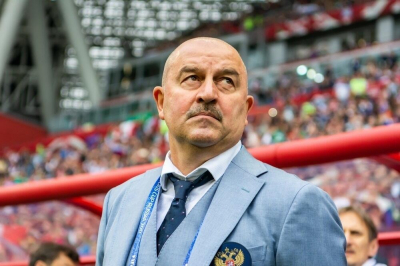 Станислав Черчесов возглавил сборную Казахстана по футболу